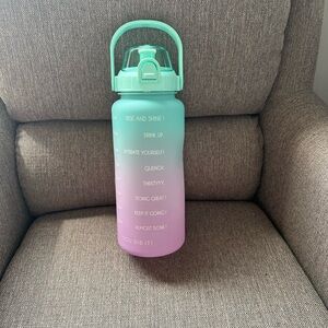Apana Gradient Water Bottle with Motivational Markers BPA Free 64 Oz